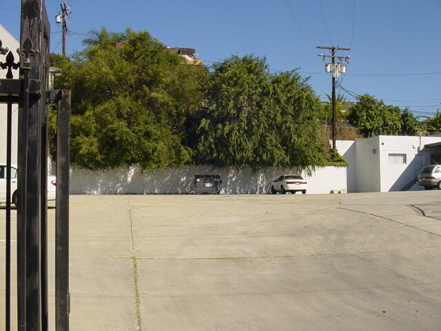 More Photos Of 212 Monterey Pass Rd, Monterey Park Manufacturing For Lease