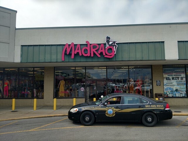 More Photos Of 3685-3721 Hickory Hill Rd, Memphis Storefront For Lease