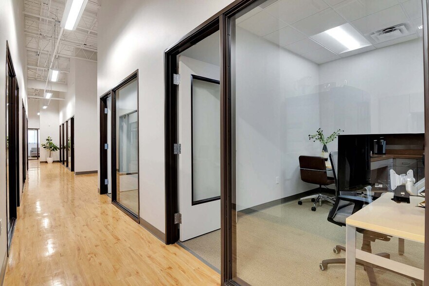 More Photos Of 3000 Race St, Fort Worth Office For Lease