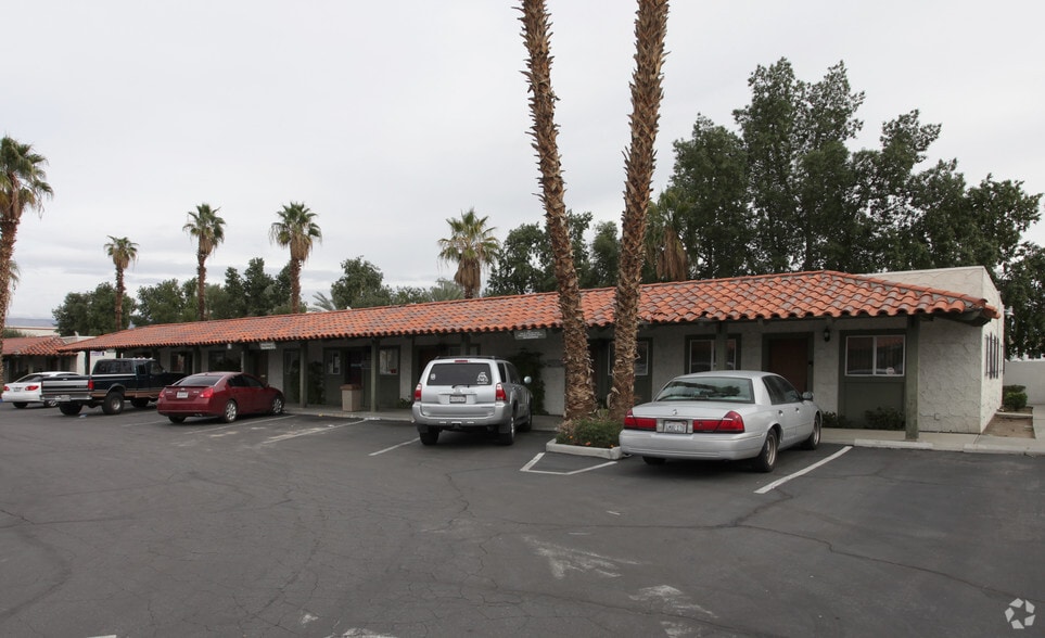 More Photos Of 81709 Doctor Carreon Blvd, Indio Medical For Lease