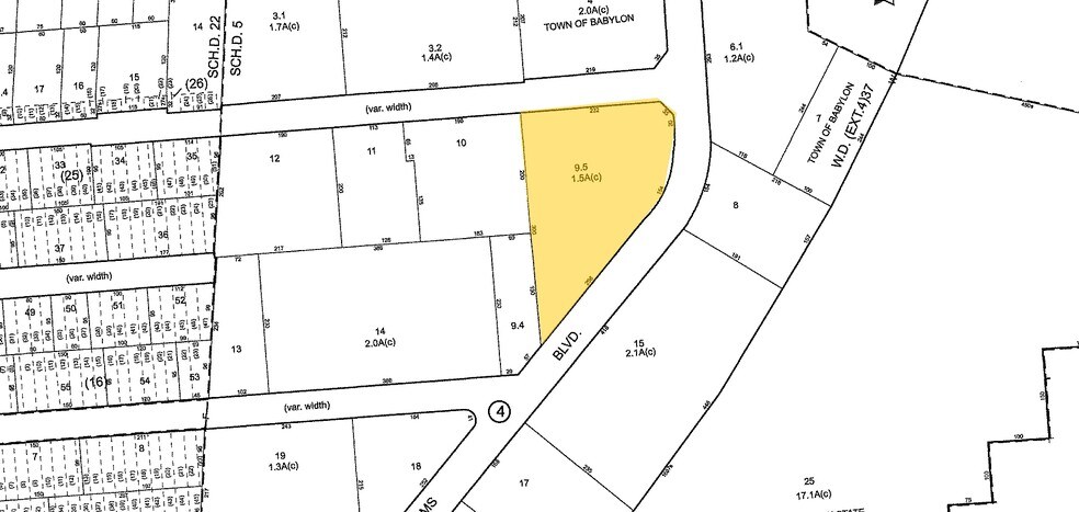 More Photos Of 195 Marine St, Farmingdale Warehouse For Lease