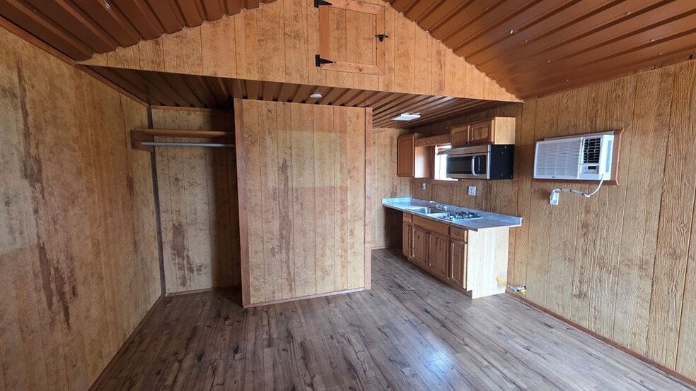 More Photos Of 2701 County 135 Rd, Midland Manufactured Housing Mobile Home Park For Lease