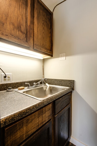 More Photos Of 211 N 18th St, Richmond Office Residential For Sale