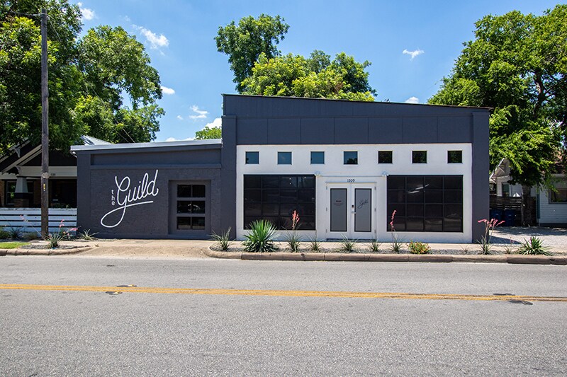 Primary Photo Of 1209 E Cesar Chavez St, Austin Loft Creative Space For Lease