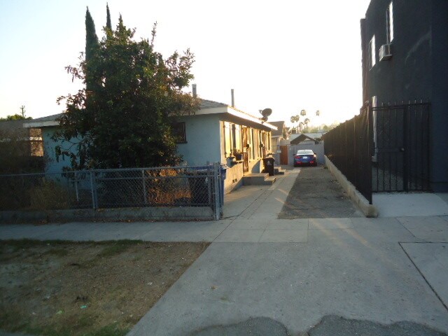 3058 Atwater Ave  