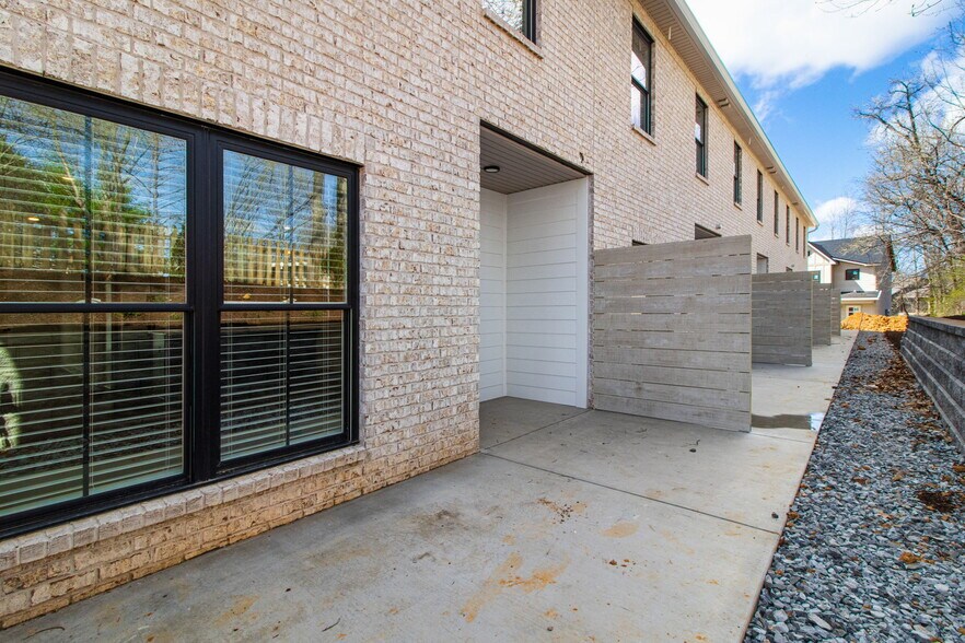 More Photos Of 160 Excell Rd, Clarksville Apartments For Sale