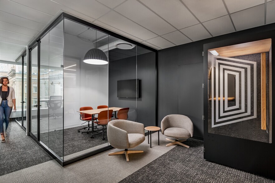 More Photos Of 26-32 Wellington St E, Toronto Office For Lease