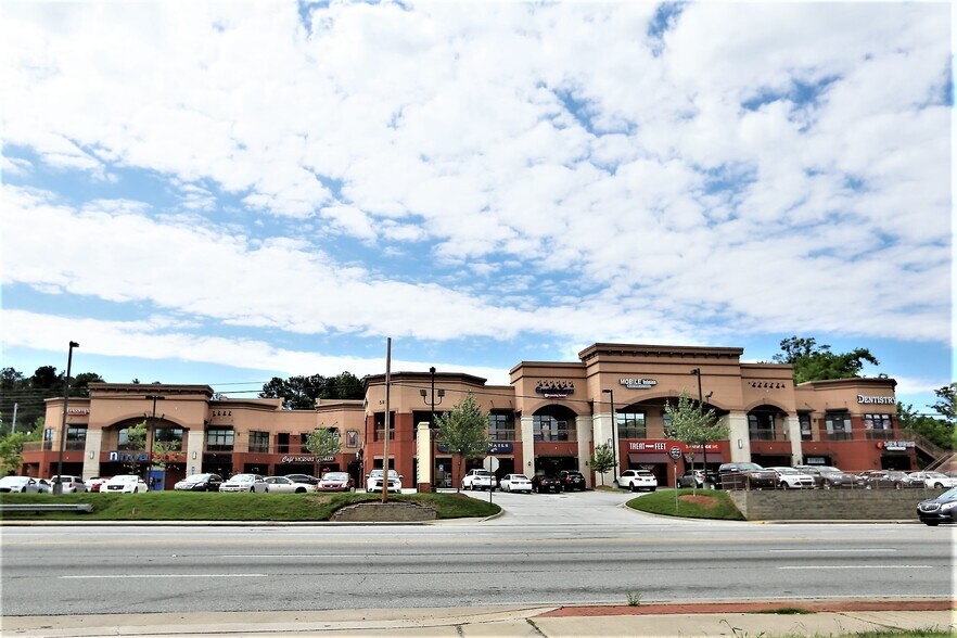 More Photos Of 5938 Buford Hwy, Atlanta Unknown For Lease