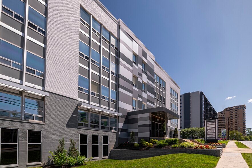 More Photos Of 200 E Joppa Rd, Towson Office For Lease