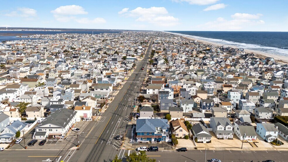 More Photos Of 65 Grand Central Ave, Lavallette Storefront Retail Residential For Sale
