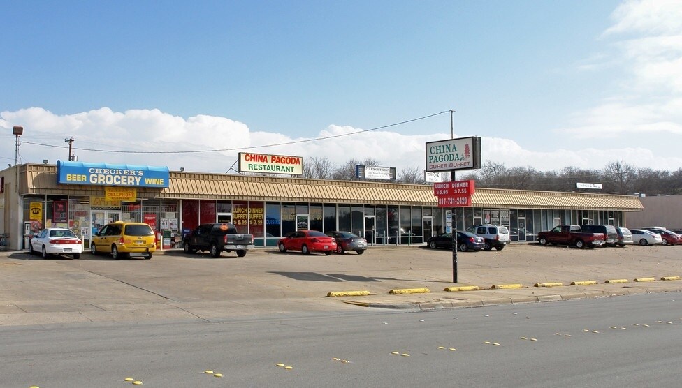 More Photos Of 3001-3027 Lackland Rd, Fort Worth Unknown For Sale