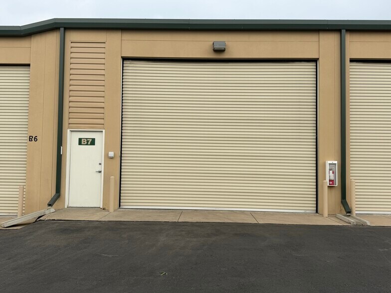 More Photos Of 9335 Commerce Center St, Highlands Ranch Warehouse For Sale