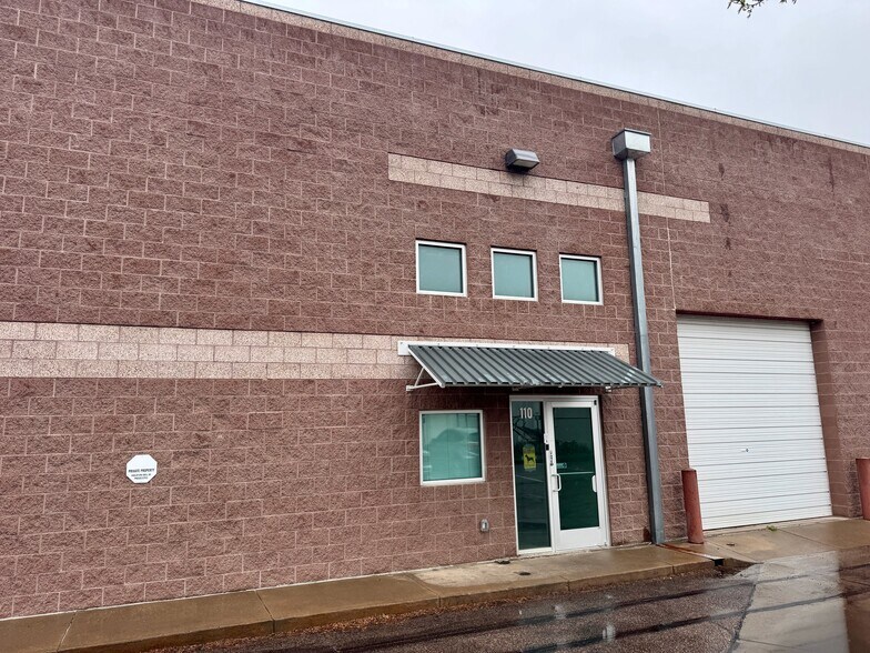 More Photos Of 1075 Ford St, Colorado Springs Warehouse For Lease