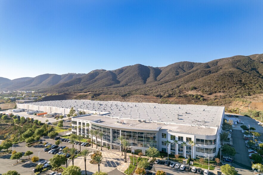 More Photos Of 42500 Winchester Rd, Temecula Distribution For Sale