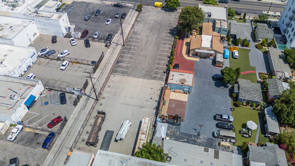 More Photos Of 14430 Vanowen St, Van Nuys Land For Sale