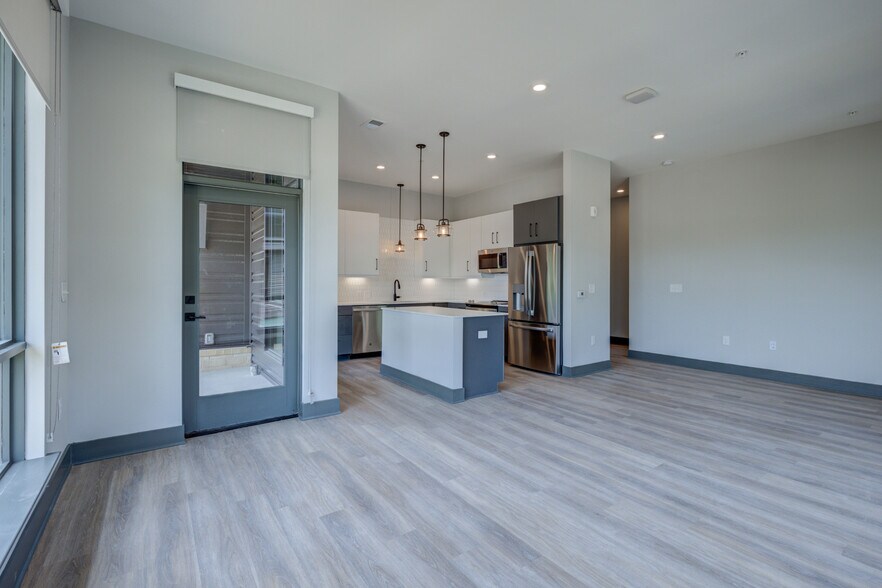 More Photos Of 352 S Walker St, Cary Apartments For Lease