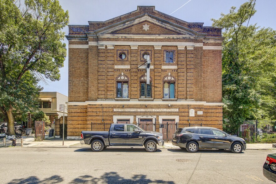 Primary Photo Of 139 Amboy St, Brooklyn Religious Facility For Lease