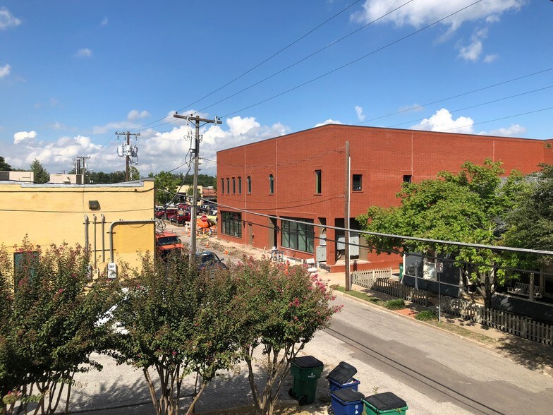 More Photos Of 106 S Church St, McKinney Loft Creative Space For Lease