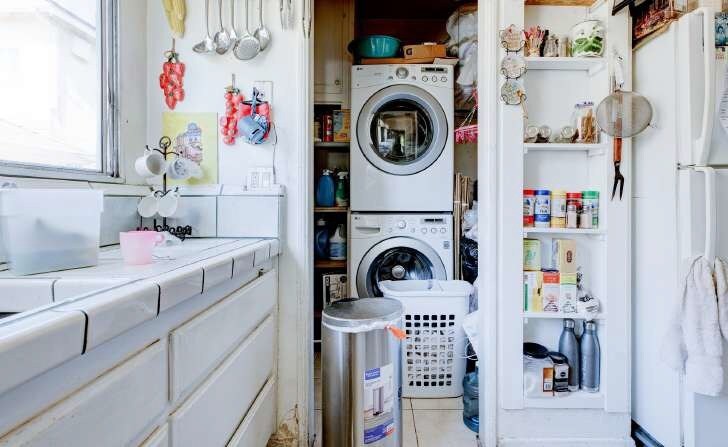 More Photos Of 2211 S Bronson Ave, Los Angeles Apartments For Sale