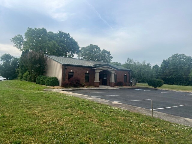 Primary Photo Of 2050 Cowan Hwy, Winchester Medical For Lease