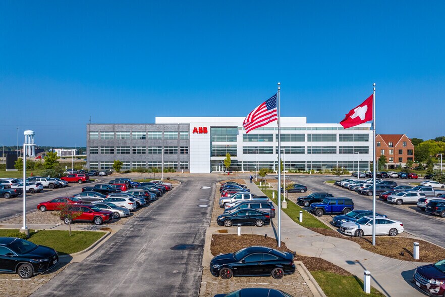 More Photos Of 1425 Discovery Pky, Wauwatosa Office For Sale