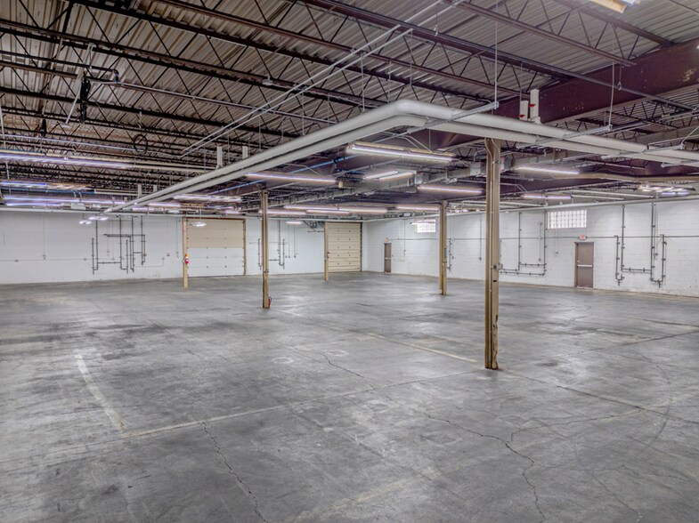 More Photos Of 9721 York Alpha Dr, North Royalton Manufacturing For Sale