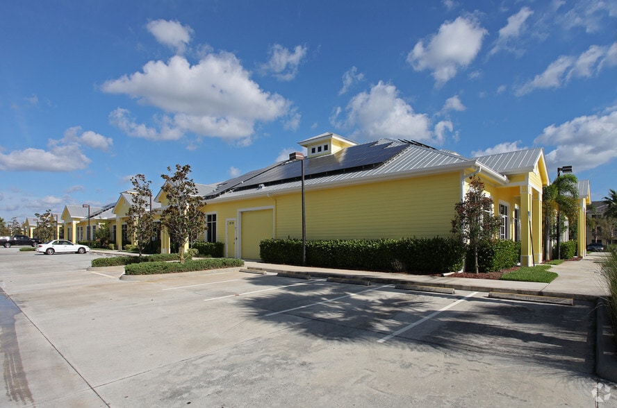 More Photos Of 1239 SE Indian St, Stuart Light Distribution For Lease