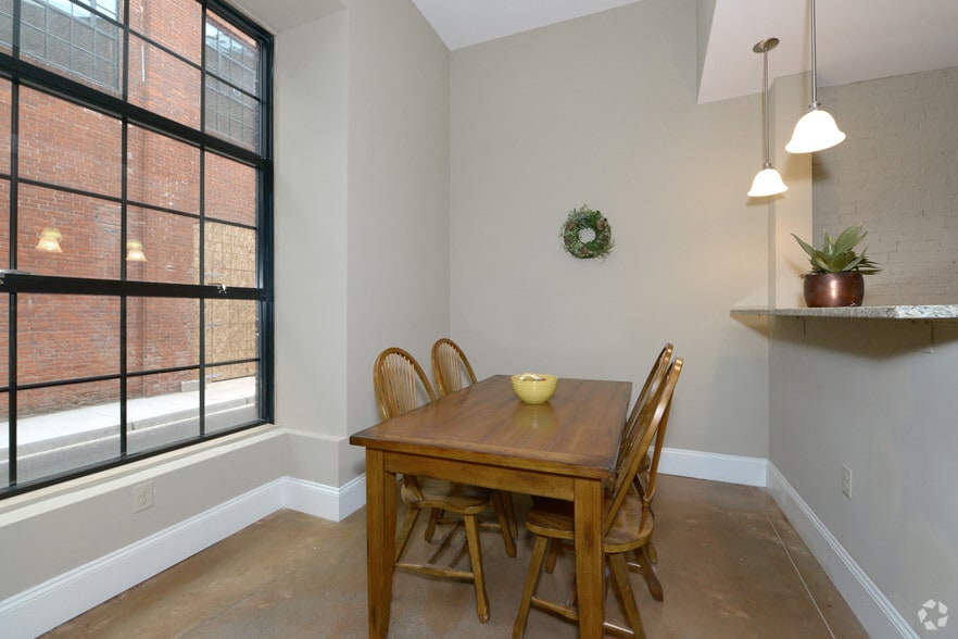More Photos Of 12 Eagle St, Providence Apartments For Lease