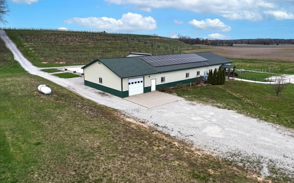 More Photos Of 7785 Hill Rd, Watervliet Specialty For Sale