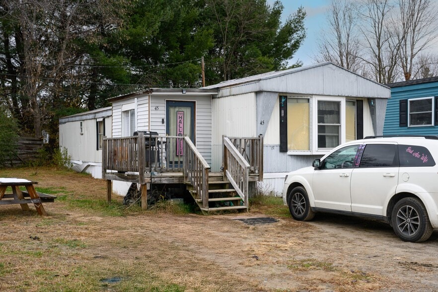 More Photos Of Keeseville NY 12944, Keeseville Manufactured Housing Mobile Home Park For Sale