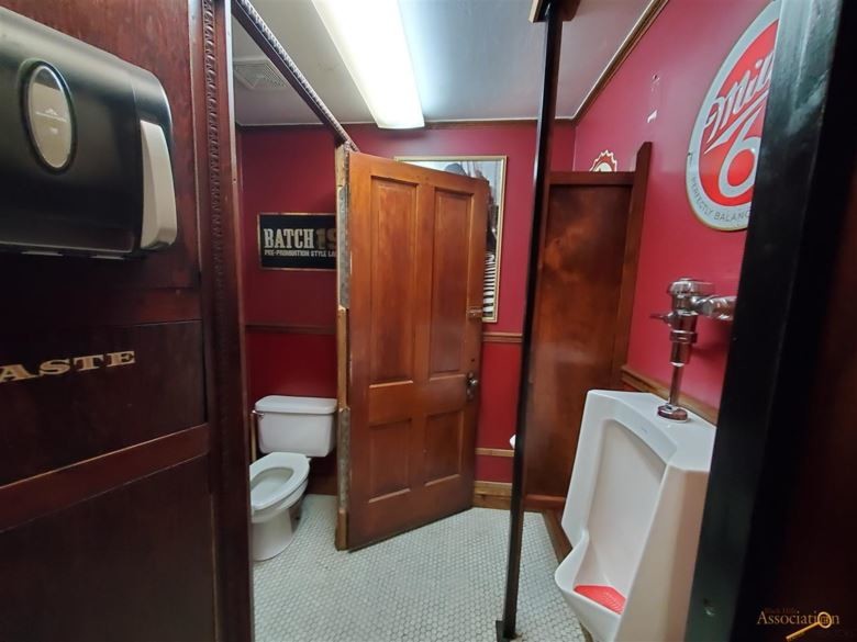 More Photos Of 305 W Main St, Lead Restaurant For Sale