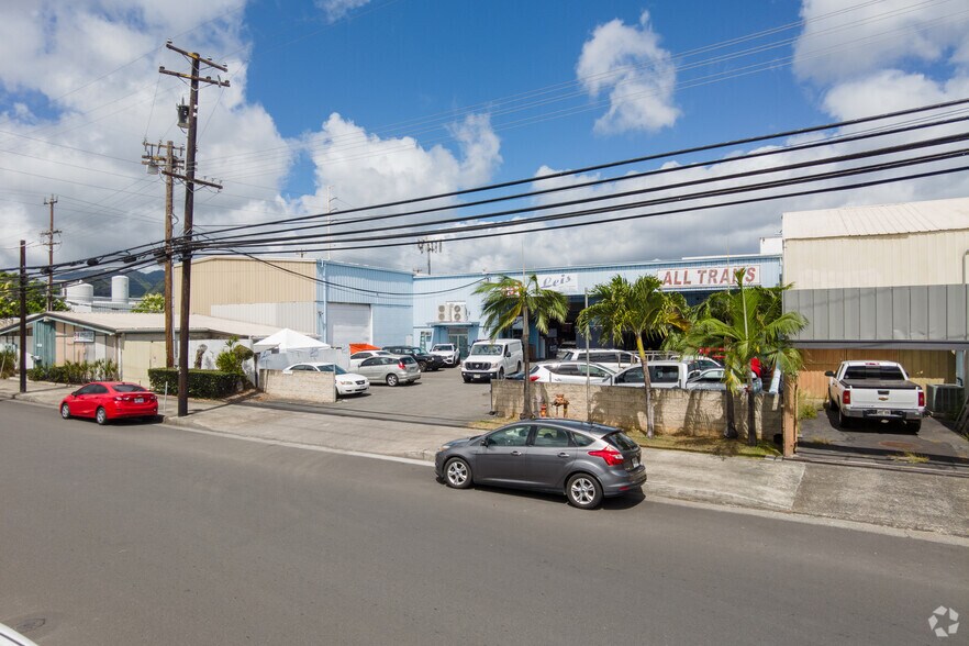 More Photos Of 841-861 Mapunapuna St, Honolulu Warehouse For Lease