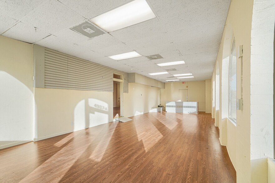 More Photos Of 4907 14th St W, Bradenton Storefront Retail Office For Lease