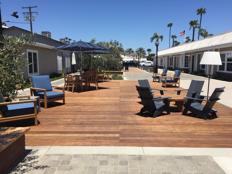 More Photos Of 717 Lido Park Dr, Newport Beach Office For Lease