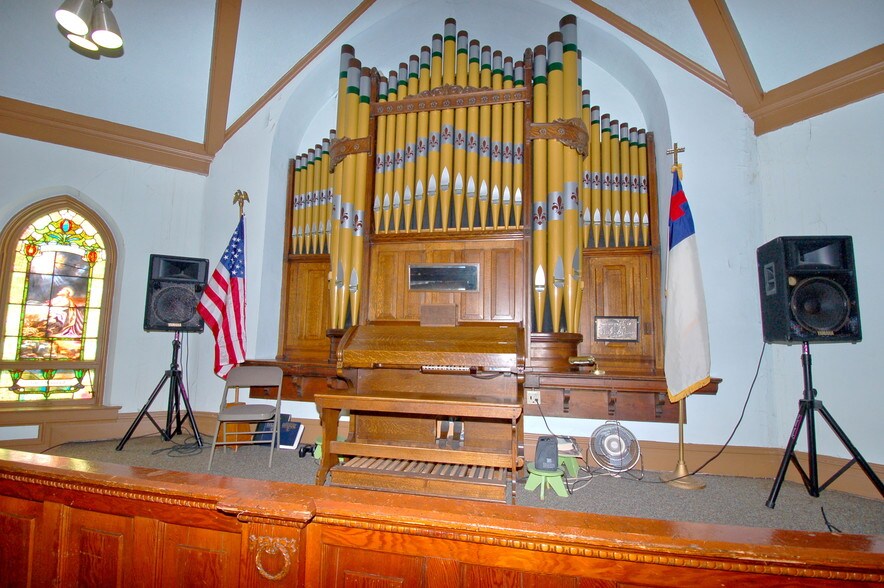 More Photos Of 352 SE 2nd St, Pendleton Loft Creative Space For Sale