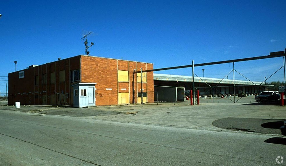 Primary Photo Of 6801 Stratton, Detroit Warehouse For Lease