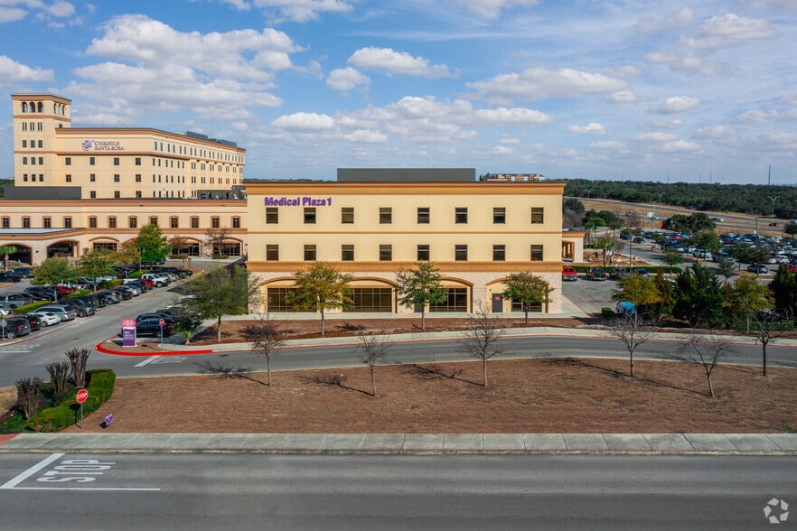 More Photos Of 11212 State Highway 151, San Antonio Unknown For Lease