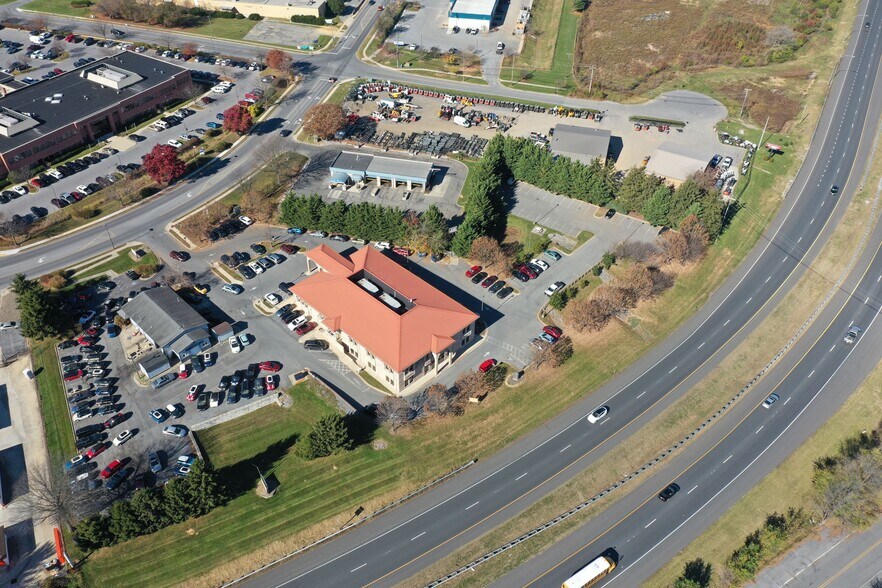 More Photos Of 46B Thomas Johnson Dr, Frederick Medical For Sale