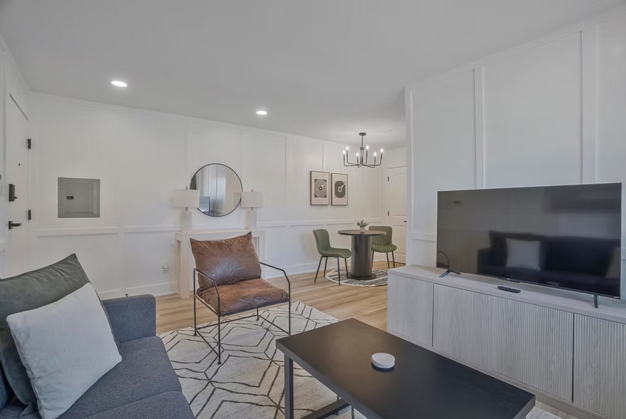 More Photos Of 1217 N Kensington St, Arlington Apartments For Sale