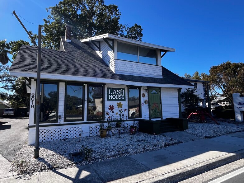 Primary Photo Of 2019 Manatee Ave, Bradenton Medical For Lease