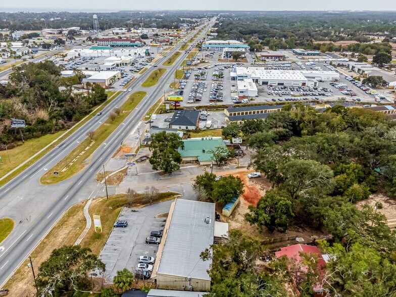 More Photos Of 131 New Warrington Rd, Pensacola Restaurant For Sale