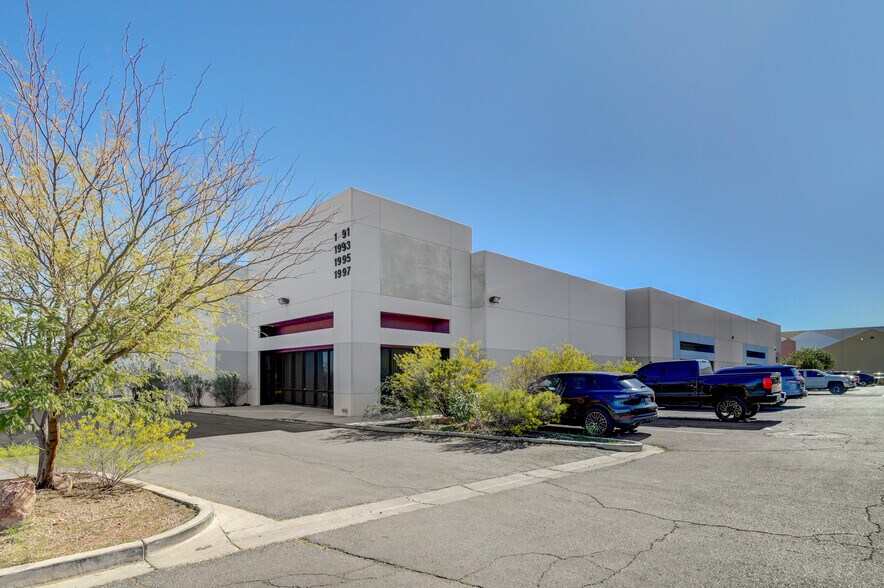 More Photos Of 1997 Whitney Mesa Dr, Henderson Warehouse For Lease