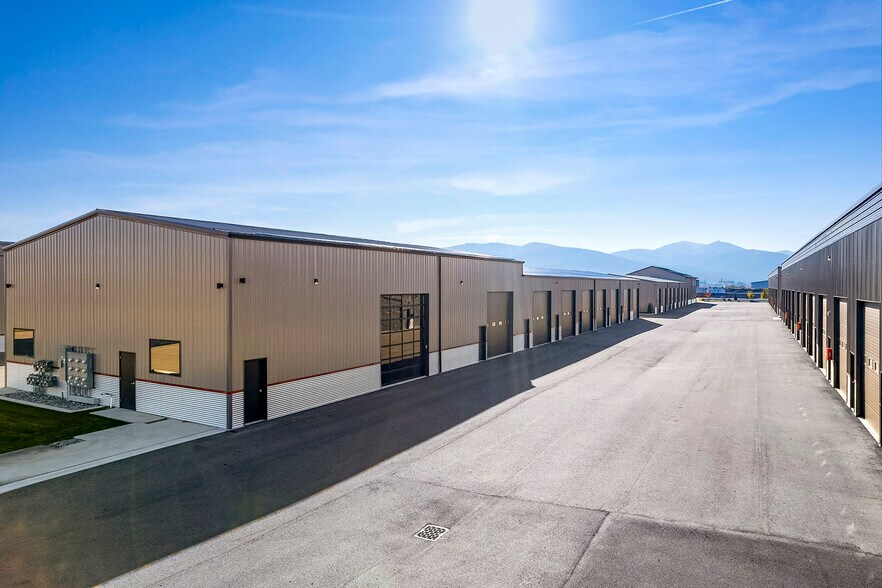 More Photos Of 4419 W Grange Ave, Post Falls Warehouse For Sale