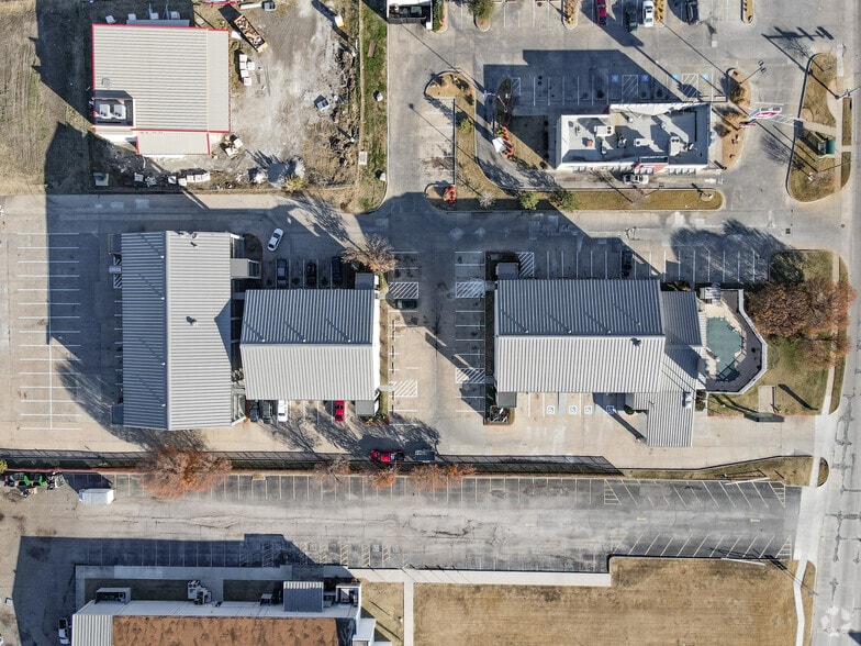 More Photos Of 10829 E 41st St, Tulsa Hotel For Sale