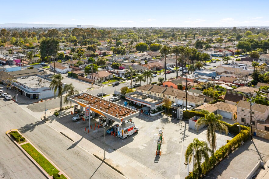 More Photos Of 11515 Atlantic Ave, Lynwood Service Station For Sale
