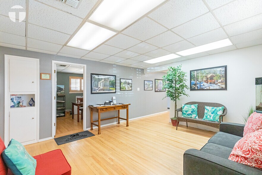 More Photos Of 917-923 Drever St, West Sacramento Office Residential For Sale