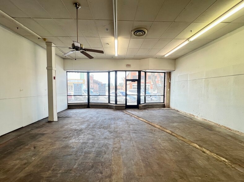 More Photos Of 220 SW 25th St, Oklahoma City Storefront Retail Office For Sale