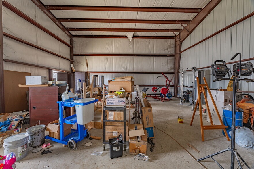 More Photos Of 4610 E Highway 199, Springtown General Retail For Sale