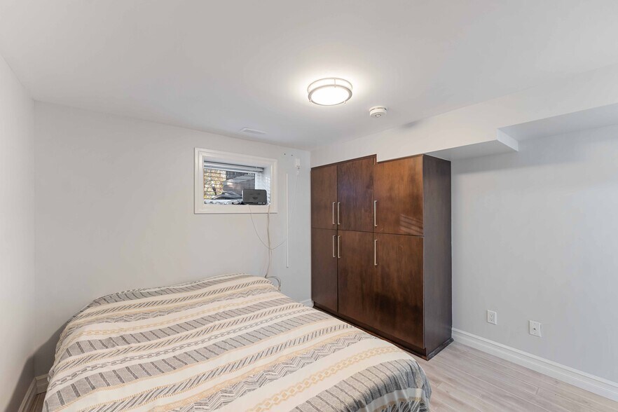 More Photos Of 732 Morin St, Ottawa Apartments For Sale