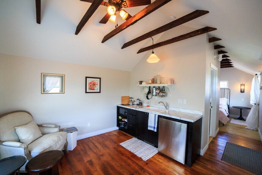 More Photos Of 59424 CO-69, Hillside Hotel For Sale